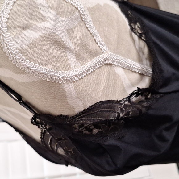 Vintage slip/ dress - Picture 6 of 8